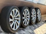 Оригинальный комплект R23 Range rover land rover l460 рэнж лэнд ровер ренжүшін1 150 000 тг. в Шымкент