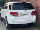 Toyota Fortuner 2006 года за 5 500 000 тг. в Алматы – фото 2