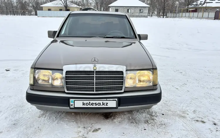 Mercedes-Benz E 300 1987 годаfor1 800 000 тг. в Алматы