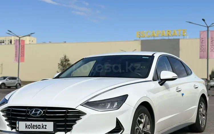 Hyundai Sonata 2021 годаfor11 250 000 тг. в Алматы