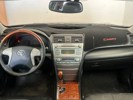 Toyota Camry 2008 года за 6 700 000 тг. в Актобе – фото 10