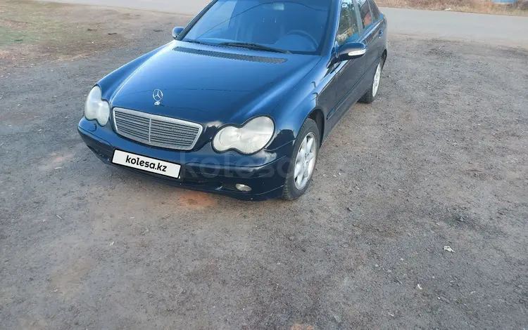 Mercedes-Benz C 240 2001 года за 2 300 000 тг. в Павлодар