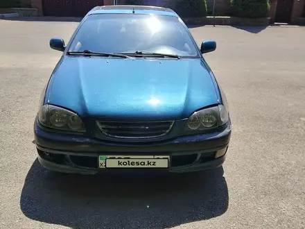 Toyota Avensis 1998 года за 2 700 000 тг. в Алматы