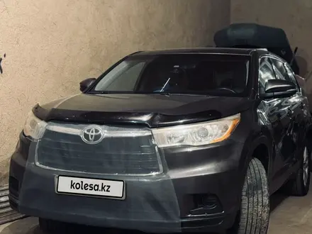 Toyota Highlander 2014 года за 11 500 000 тг. в Уральск – фото 2