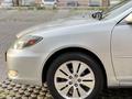 Toyota Camry 2004 года за 5 300 000 тг. в Алматы – фото 12