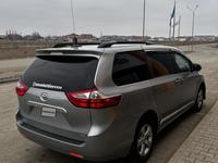 Toyota Sienna 2015 года за 10 200 000 тг. в Атырау