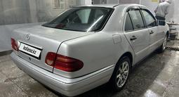 Mercedes-Benz E 230 1997 годаүшін1 950 000 тг. в Караганда – фото 3