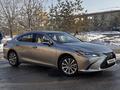 Lexus ES 300h 2023 года за 24 600 000 тг. в Алматы – фото 2