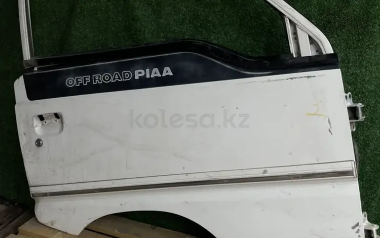Дверь передняя правая Mitsubishi Delica 2.5 за 15 000 тг. в Талдыкорган
