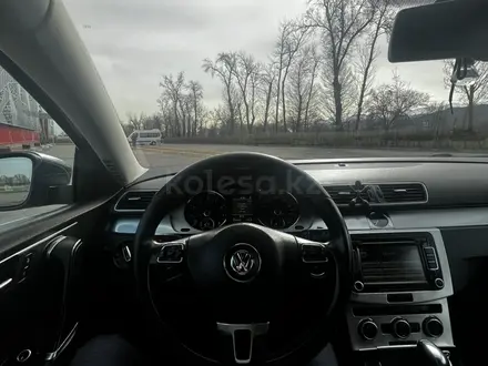 Volkswagen Passat 2012 года за 7 000 000 тг. в Алматы – фото 10