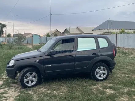 Chevrolet Niva 2018 года за 4 000 000 тг. в Атырау – фото 5