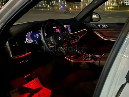 BMW X5 2020 года за 31 500 000 тг. в Астана – фото 6