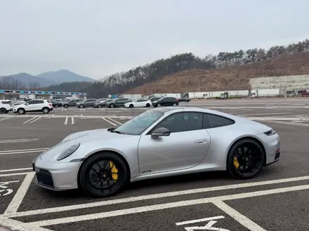 Porsche 911 Carrera 4 GTS 2025 года за 89 000 000 тг. в Алматы – фото 9
