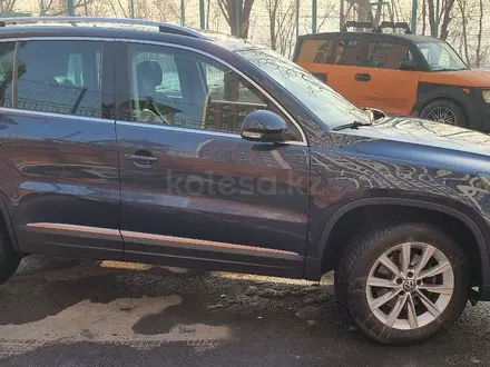 Volkswagen Tiguan 2014 года за 10 500 000 тг. в Алматы – фото 4