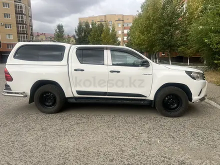 Toyota Hilux 2018 года за 15 500 000 тг. в Актобе – фото 6
