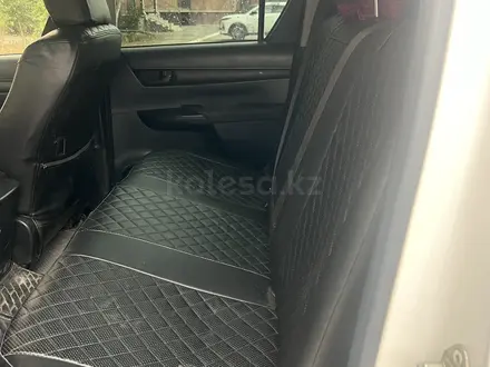 Toyota Hilux 2018 года за 15 500 000 тг. в Актобе – фото 10