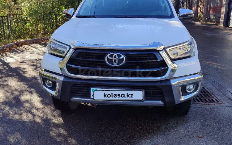 Toyota Hilux 2021 года за 17 800 000 тг. в Алматы