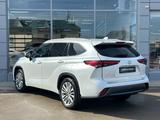 Toyota Highlander Luxe 2023 года за 34 200 000 тг. в Кызылорда – фото 2