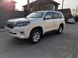 Toyota Land Cruiser Prado 2021 года за 23 800 000 тг. в Алматы – фото 4