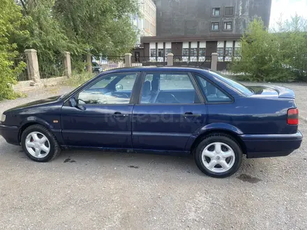 Volkswagen Passat 1994 года за 2 550 000 тг. в Караганда – фото 26