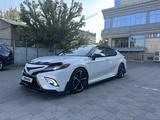 Toyota Camry 2020 года за 13 300 000 тг. в Алматы – фото 4