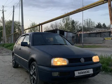 Volkswagen Golf 1992 года за 990 000 тг. в Алматы