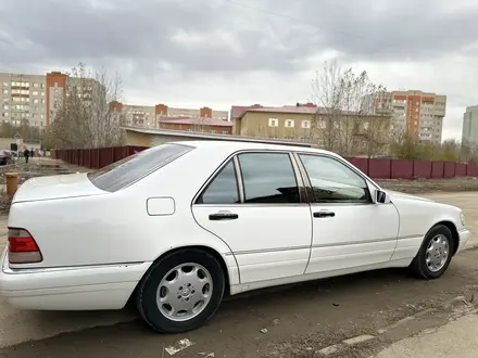 Mercedes-Benz S 320 1994 года за 4 550 000 тг. в Актобе – фото 4