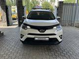 Toyota RAV4 2016 годаfor11 000 000 тг. в Алматы