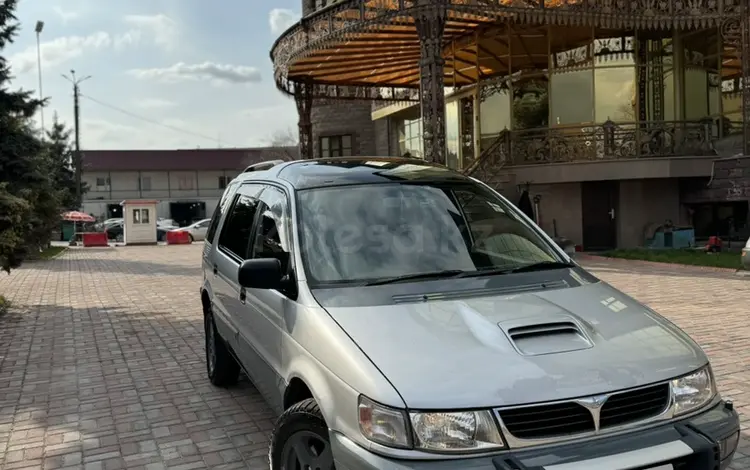 Mitsubishi Chariot 1995 года за 3 500 000 тг. в Алматы