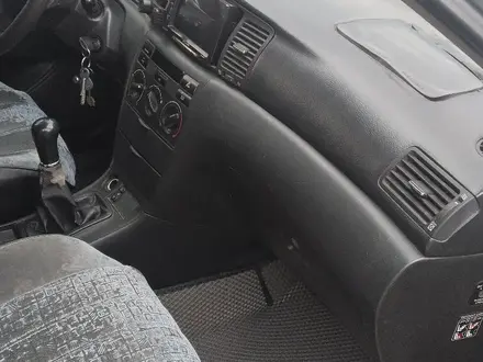 Toyota Corolla 2006 года за 2 500 000 тг. в Семей – фото 5