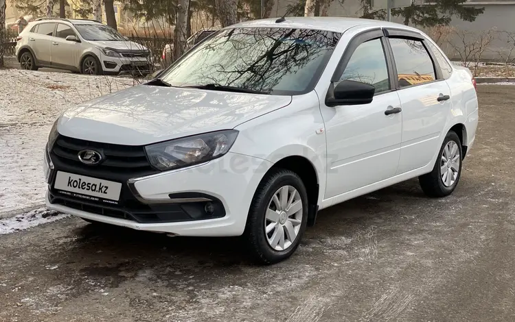 ВАЗ (Lada) Granta 2190 2019 годаүшін3 900 000 тг. в Семей