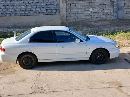 Hyundai Sonata 2004 года за 1 500 000 тг. в Туркестан – фото 2