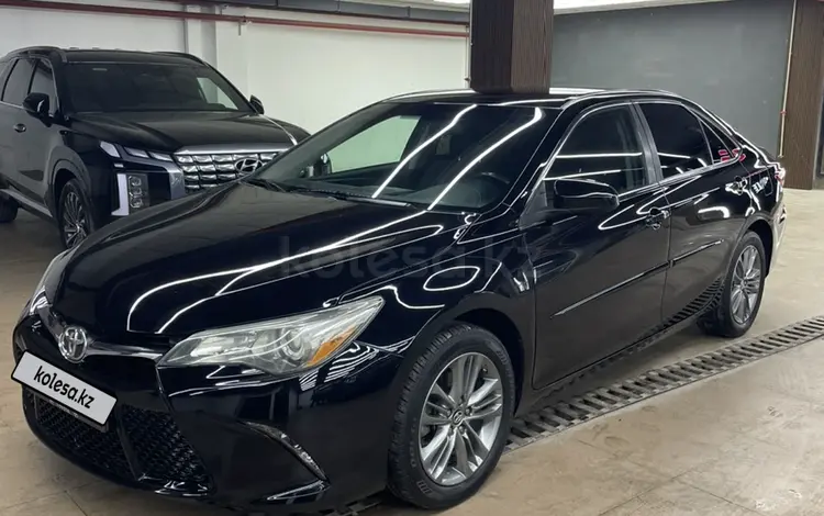 Toyota Camry 2017 годаүшін10 500 000 тг. в Актау