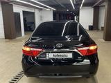 Toyota Camry 2017 годаүшін10 500 000 тг. в Актау – фото 5