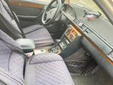 Mercedes-Benz E 230 1993 годаfor1 800 000 тг. в Астана – фото 3