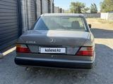 Mercedes-Benz E 230 1991 года за 1 050 000 тг. в Кызылорда – фото 3