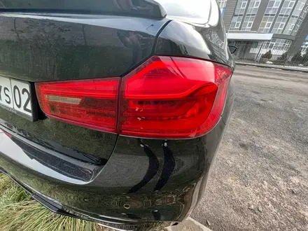 BMW 530 2019 года за 23 500 000 тг. в Алматы – фото 22