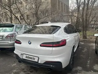 БМВ X4, 2021