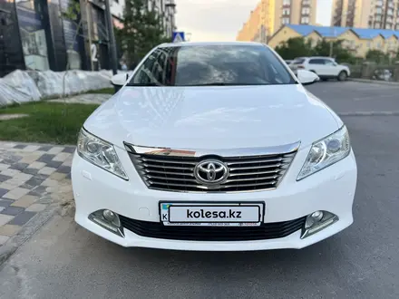 Toyota Camry 2014 года за 9 800 000 тг. в Атырау – фото 5