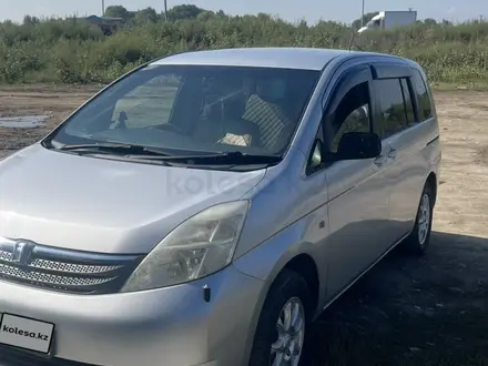 Toyota Isis 2005 года за 5 500 000 тг. в Усть-Каменогорск – фото 2