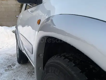 Toyota RAV4 2001 года за 5 350 000 тг. в Алматы – фото 28