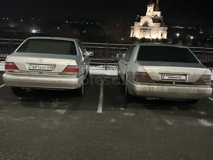 Mercedes-Benz S 320 1995 года за 3 000 000 тг. в Караганда – фото 2