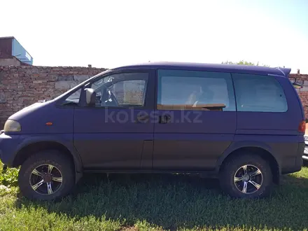 Mitsubishi Delica 1996 года за 4 500 000 тг. в Алтай – фото 3