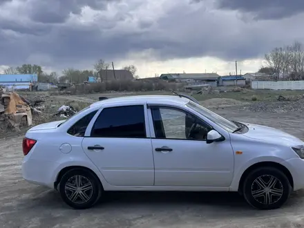 ВАЗ (Lada) Granta 2190 2012 года за 3 000 000 тг. в Семей