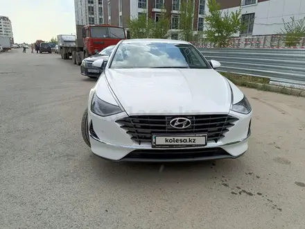 Hyundai Sonata 2023 года за 12 100 000 тг. в Алматы – фото 11