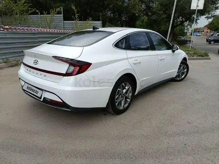 Hyundai Sonata 2023 года за 12 100 000 тг. в Алматы – фото 5