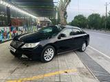 Toyota Camry 2013 года за 9 010 000 тг. в Шымкент – фото 2