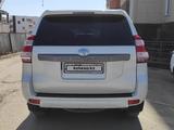 Toyota Land Cruiser Prado 2014 года за 18 700 000 тг. в Актобе – фото 5