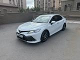 Toyota Camry 2021 годаfor18 500 000 тг. в Астана