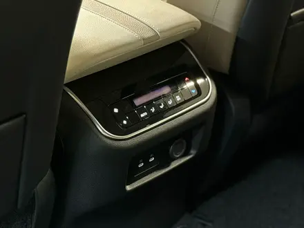 Nissan Patrol Platinum City 2025 года за 57 500 000 тг. в Астана – фото 20